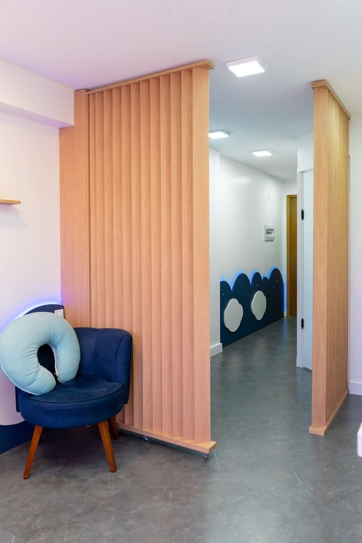 Recepção do Espaço Amamentar com ambientação suave